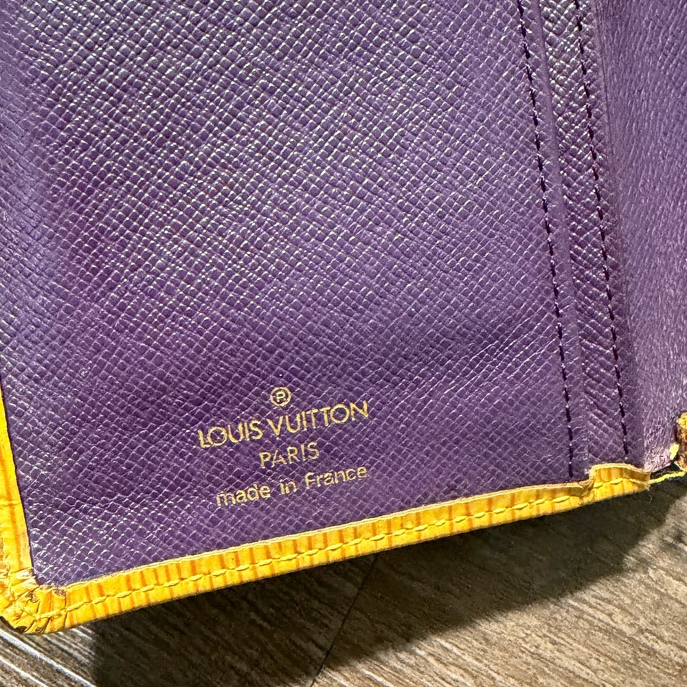 Authentic Louis Vuitton Yellow Epi Kiss Lock Wallet Vintage LV - Picture 11 of 16